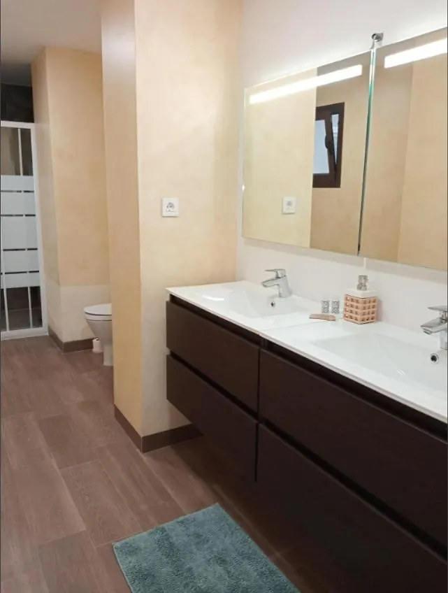 Beach Side Apartment -Estepona